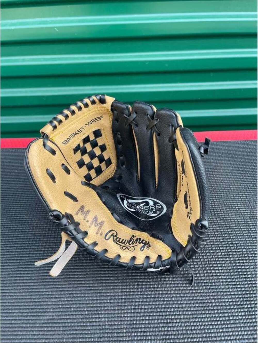 Rawlings Players Series 9" Youth Baseball Glove PL109C Right Hand Throw